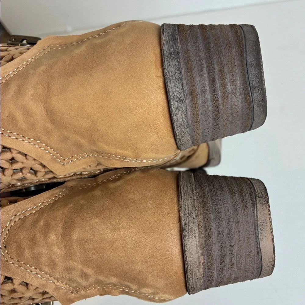 Circle G by Corral Q0002 Tan Shortie Ankle Boot Laser Cut Zipper US 6.5 Rodeo